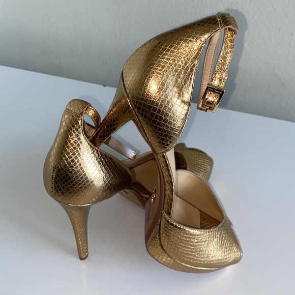 MICHAEL Kors Jordyn Snake Embossed Metallic Leather Platform Sandals - Picture 8 of 11